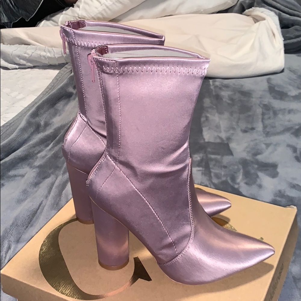 Satin Pink New booties